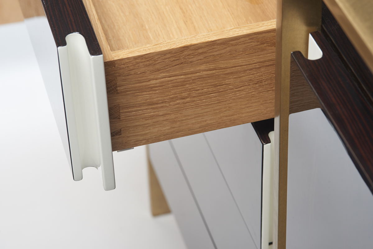 Philippe Allemand  - Buffet en bne de Macassar, ( Dtail)